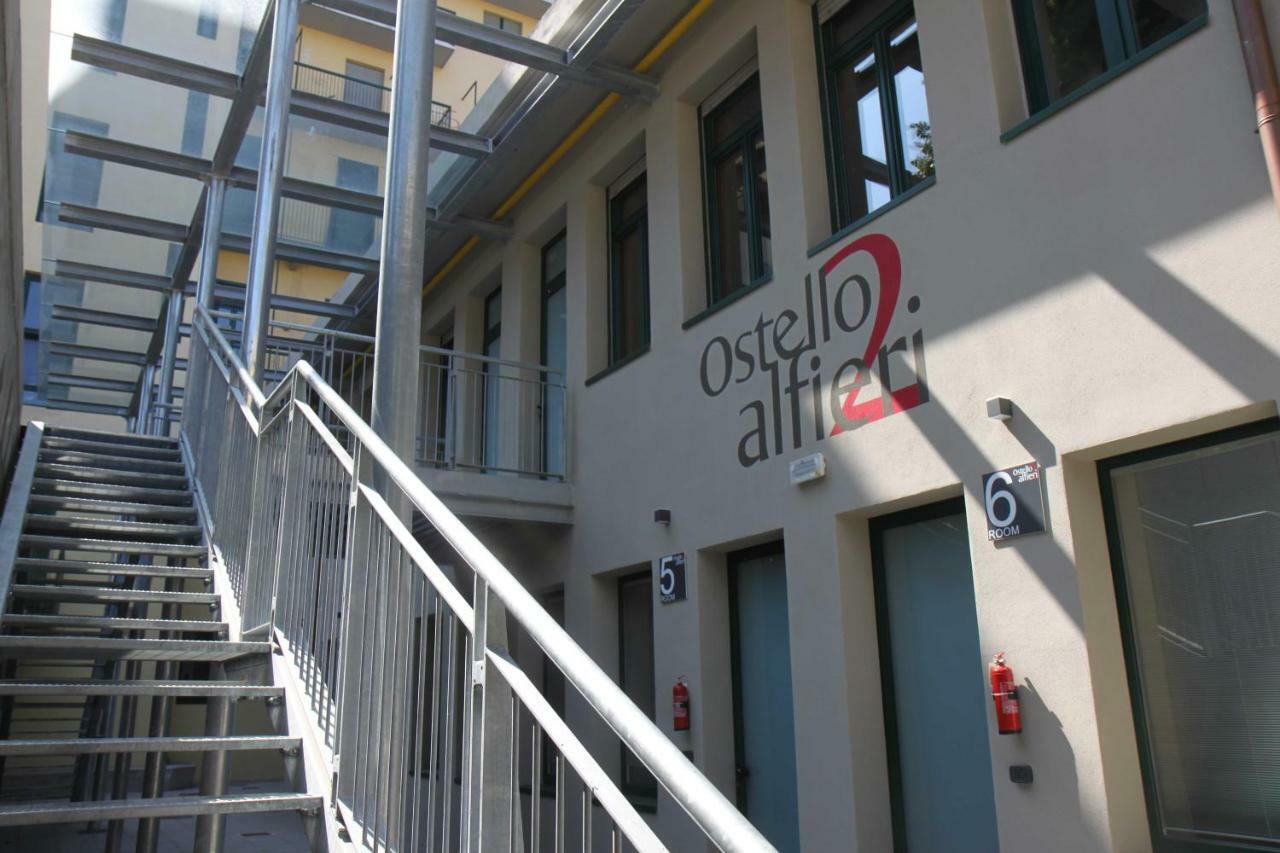 Ostello Alfieri 2 Turin Bagian luar foto